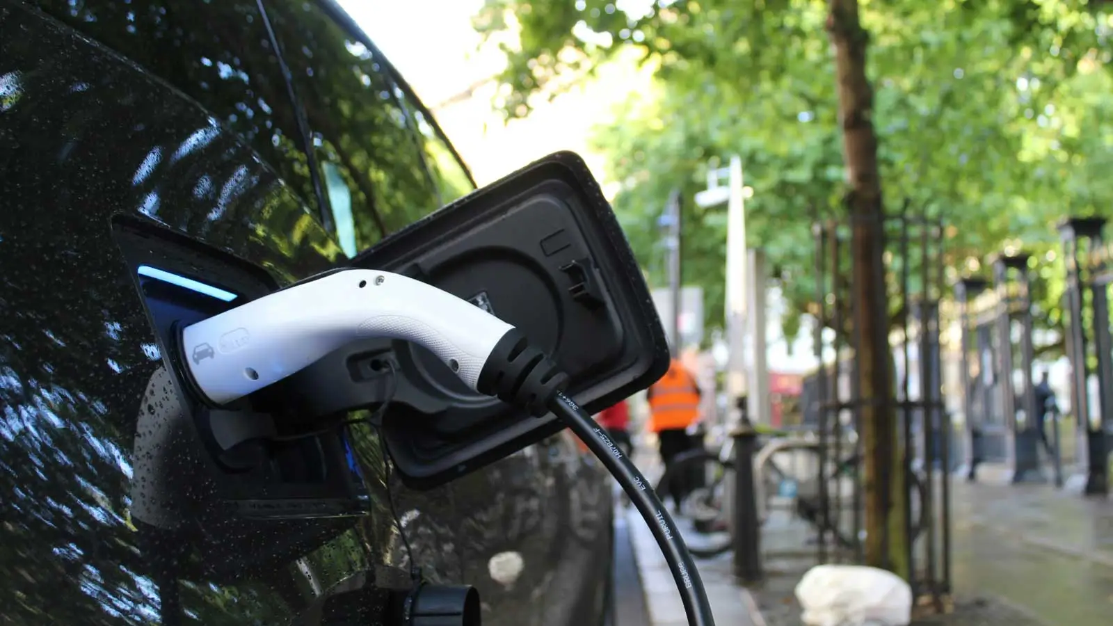 124-electric-car